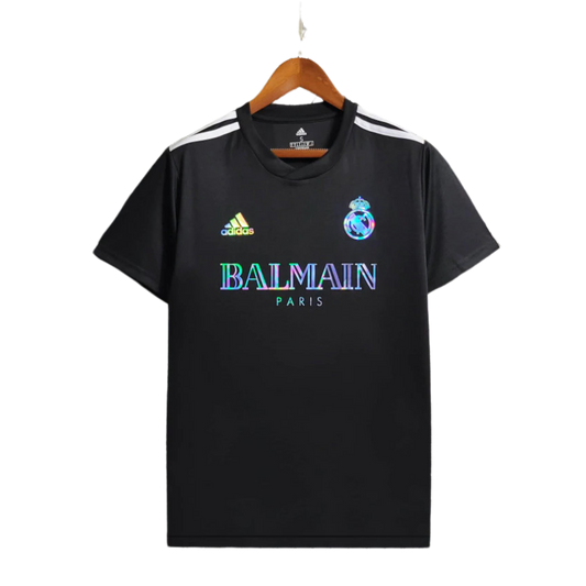 MAILLOT REAL MADRID ÉDITION SPÉCIALE BALMAIN